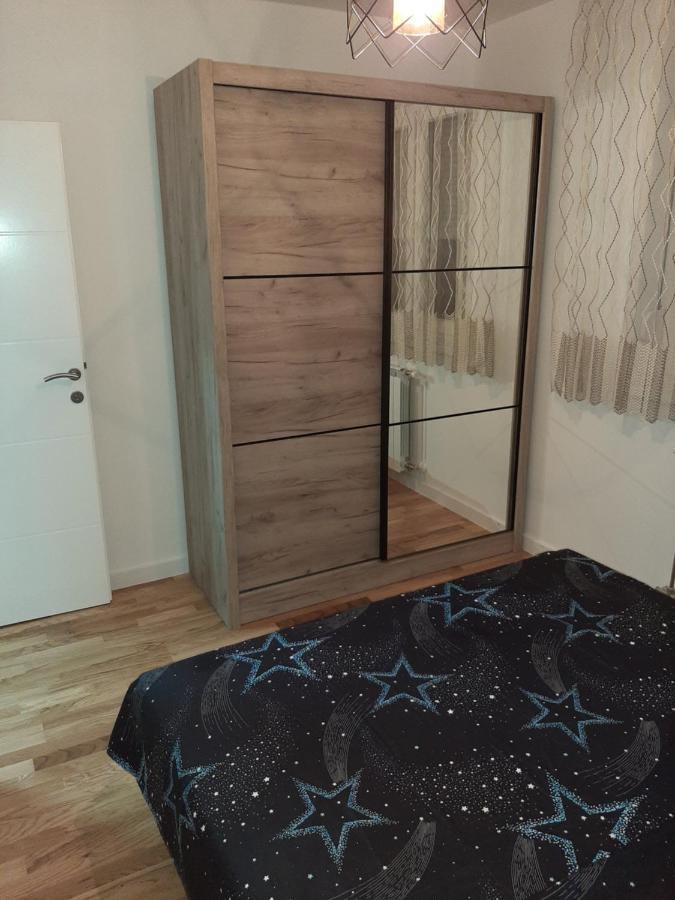 Apartman,,Kul"Life Lukavica Екстериор снимка